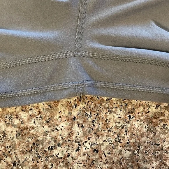 Lululemon Align Leggings  26” inseam  size 8  grey/blue color - Picture 10 of 10